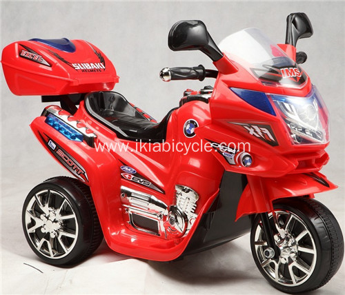 Bebi ilɛktrik rayd pan motoka .