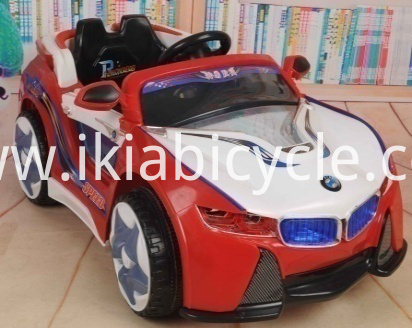 ilektrik motoka fɔ pikin dɛn wit tu sit .